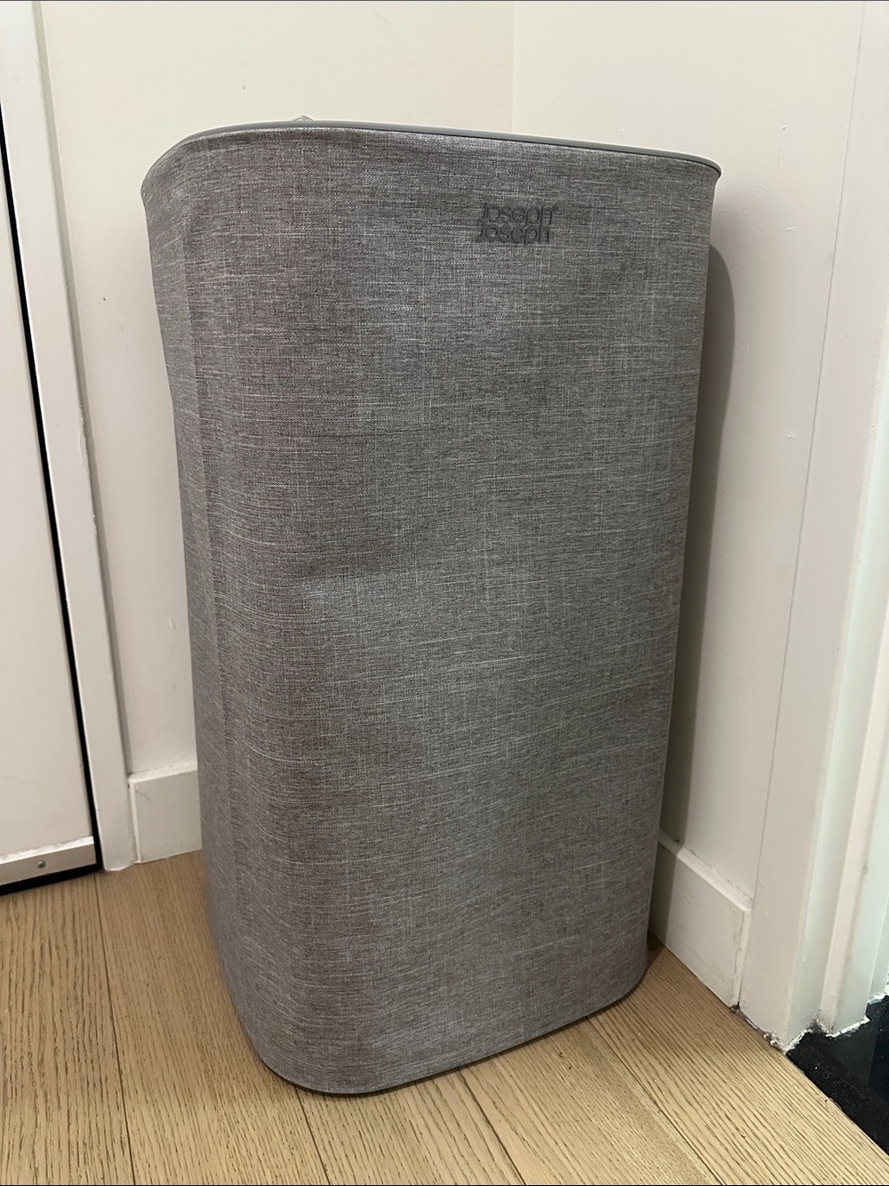 Joseph Joseph Tota 60L/15.8G Laundry Hamper Separation Basket w/lid, Gray